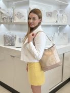 Geantă crossbody femei, piele fibră cu imprimeu floral, alb - Karen Rita